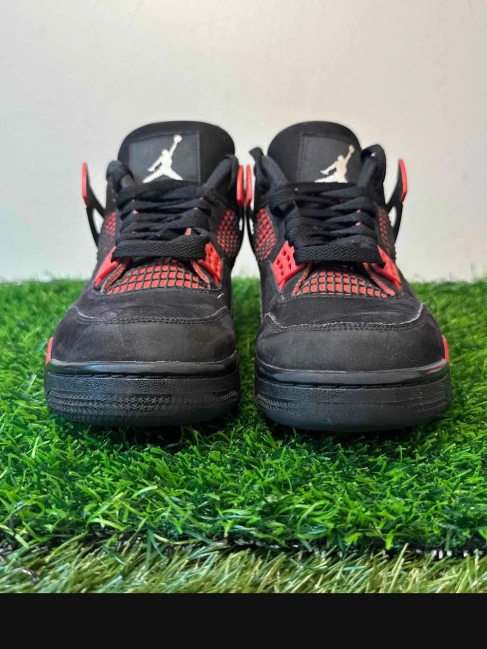 Nike Air Jordan 4 IV Retro Red Thunder Black Men’s Size 9 Sneakers Shoes